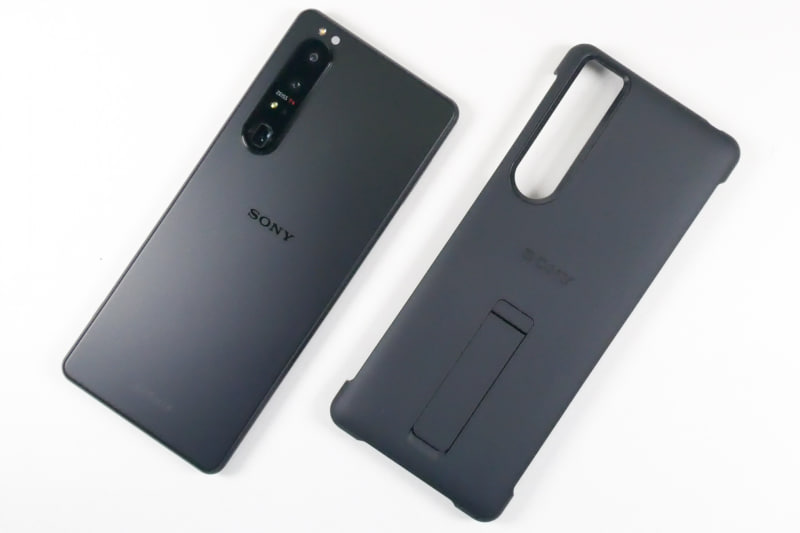 専用カバー「Style Cover with Stand for Xperia 1 III」（別売り）