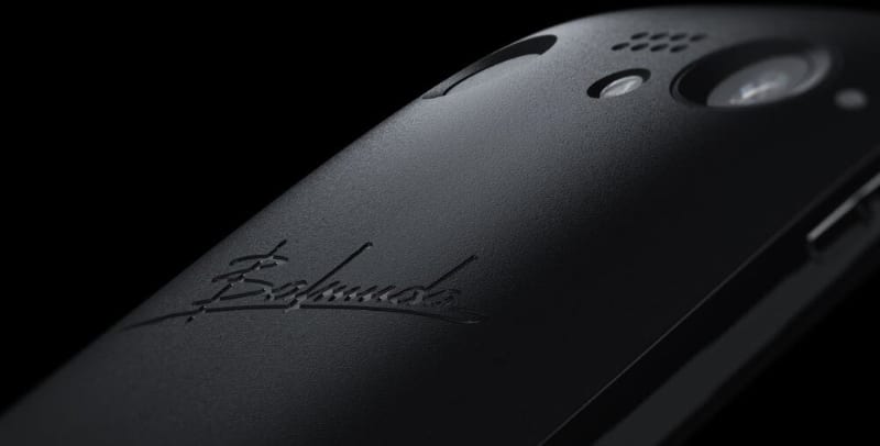 開発中の5Gスマートフォン