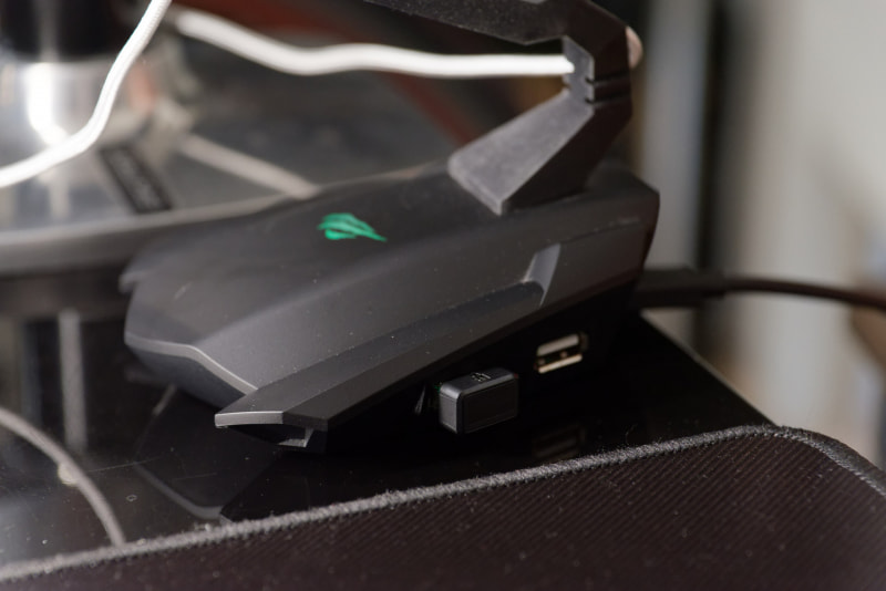 USBハブ機能をもつマウスバンジーに装着