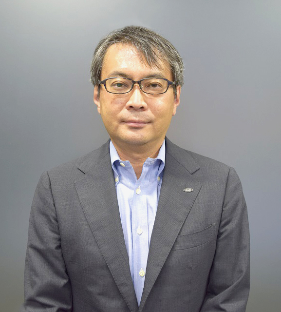 片山氏