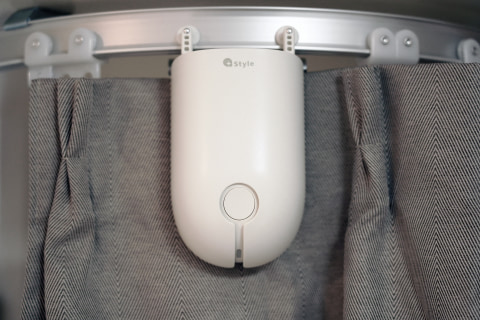 プラススタイル「スマートカーテン」を発表、スマートデバイスと連携し