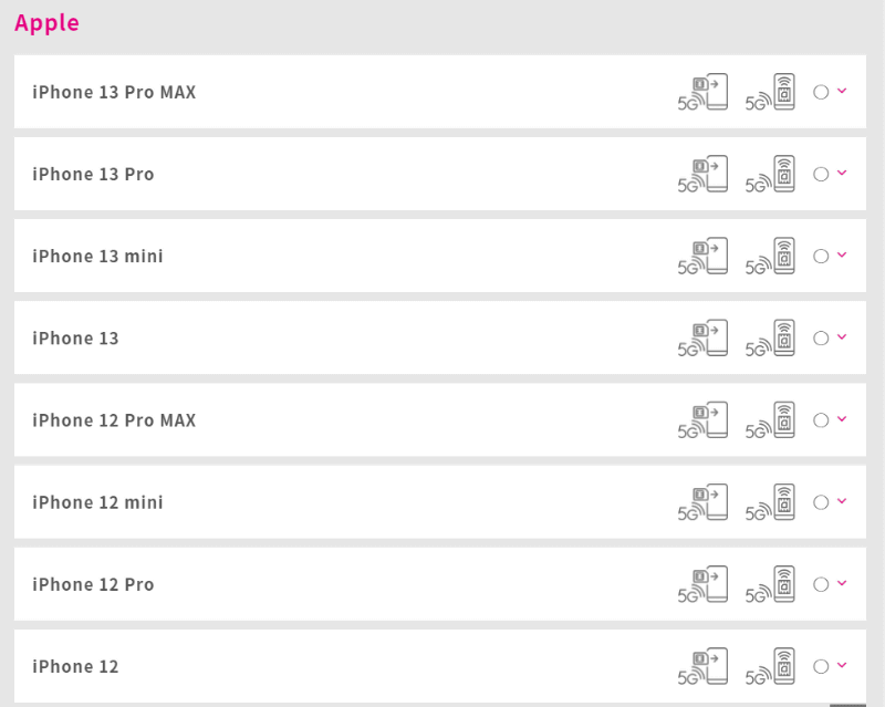 povo 2.0とUQ mobileのWebサイトより
