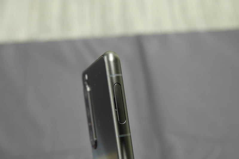 フロストブラック