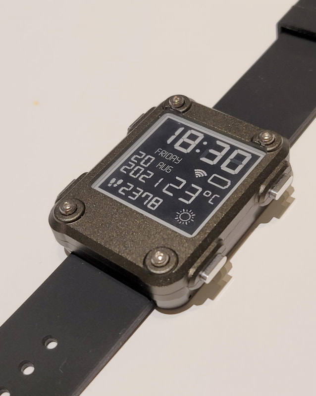 ちょっとごつい感じがするが堅牢でさすがに安心感はアップする