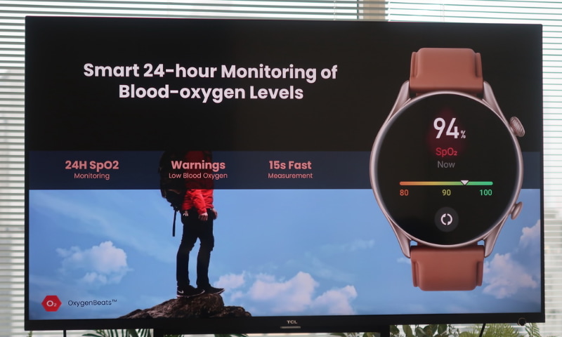 血中酸素濃度を測定し、低下時には警告が表示される