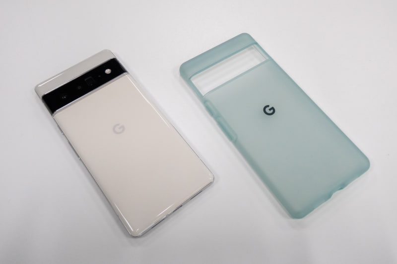 純正ケース（別売、3630円）