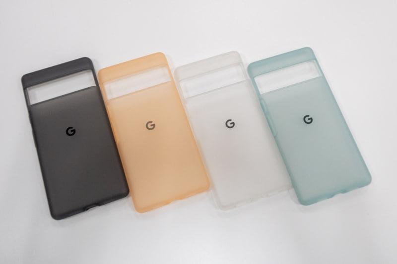 純正ケースは、「ストーミースカイ」「ライトフロスト」「ソフトセージ」「ゴールデングロー」の全4色