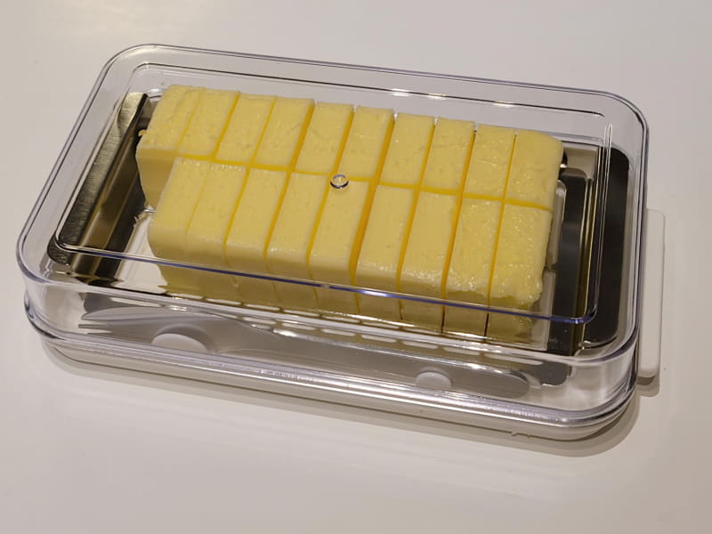 毎朝のトーストタイムを楽しむ為に懲りずにまたステンレスバターカッター&ケースを買ってしまった