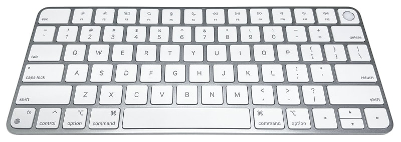Apple「Touch ID搭載Magic Keyboard」のUS配列版を購入した。M1チップなどのAppleシリコン搭載Macモデル用のBluetoothキーボードで、Touch IDセンサーが搭載されている。アップルストア価格は1万5800円