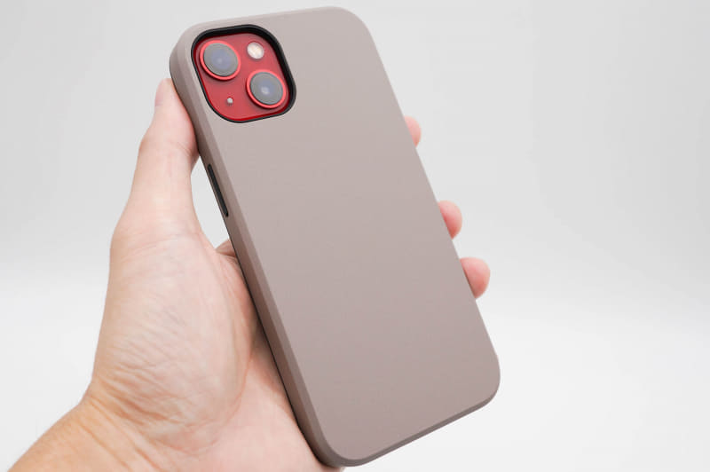 Smooth Touch Hybrid Caseのグレージュ