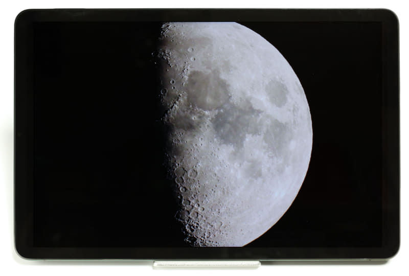 明暗諧調も非常に滑らか。写真が持つ情報量の豊富さがよくわかる高品位ディスプレイだ