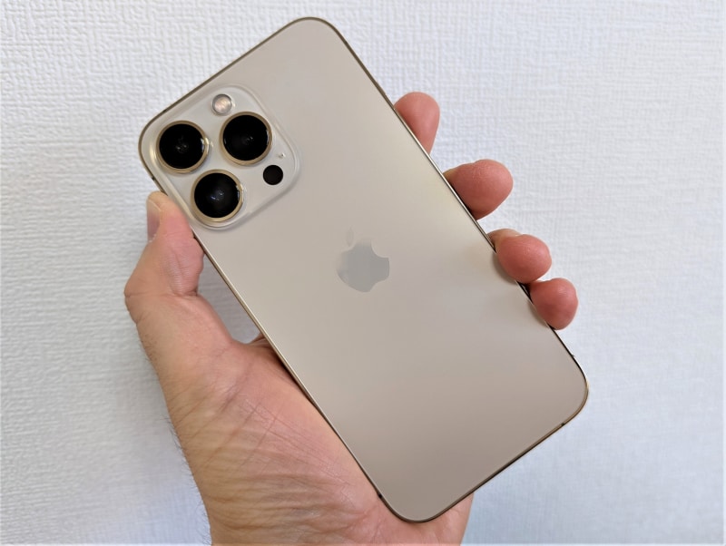 色々あってiPhoneを「iPhone 13 Pro」に買い換え。予算の都合上、iPhone 12はやむなく下取りへ出すことに