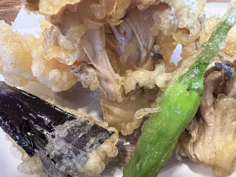 さらに近づいて撮ることができる。マクロ撮影は超広角レンズで行われるが、全てデジタルズーム撮影となるようだ。