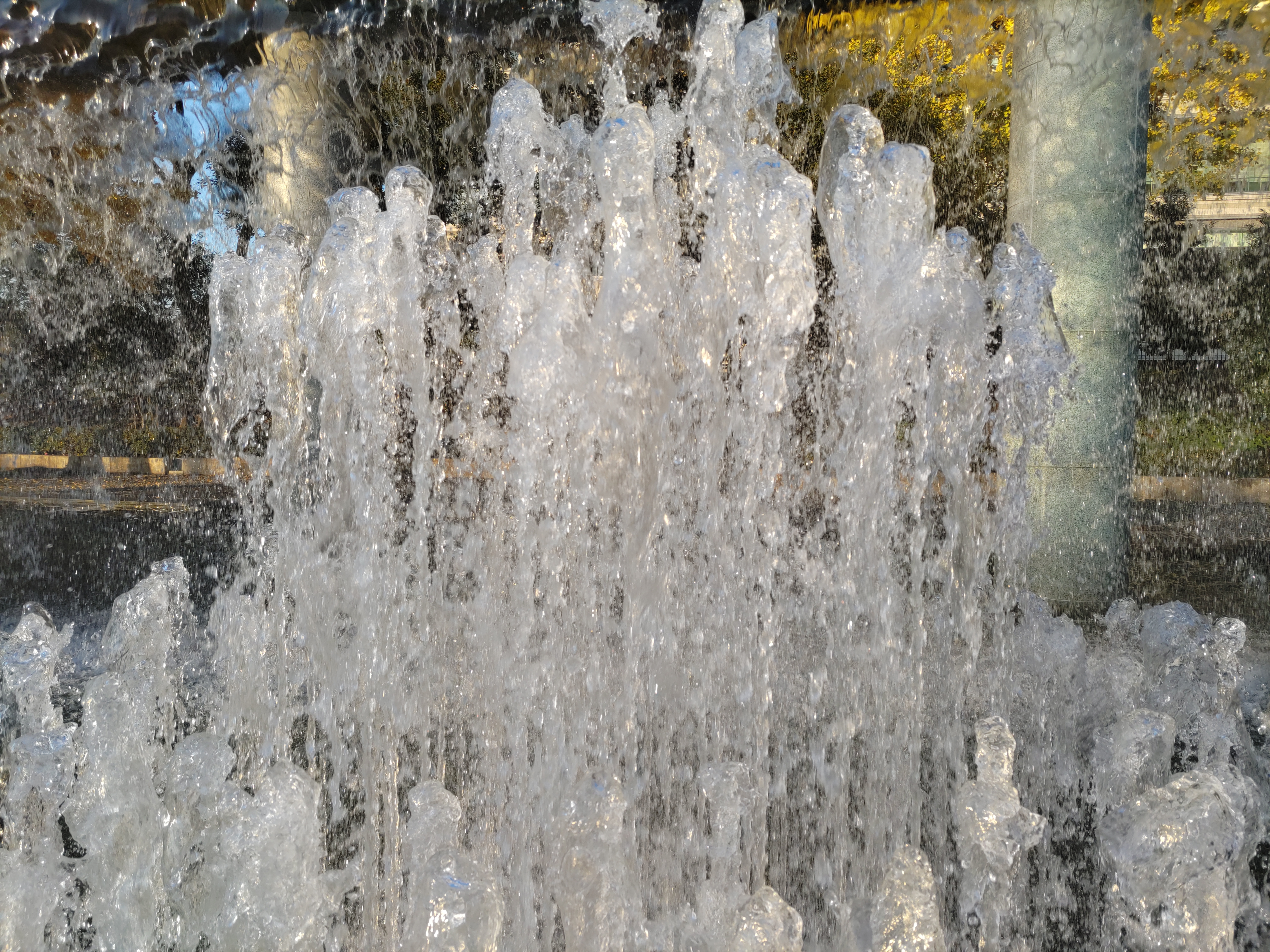 約4800万画素カメラのポテンシャルを活かした、超高精細な写真撮影も楽しめる