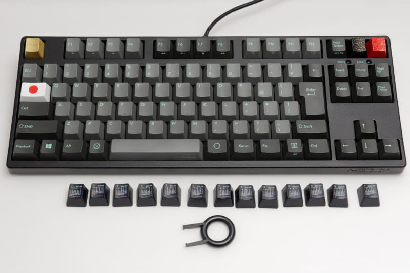 愛用している「Majestouch 2SS Edition Tenkeyless MXスピードシルバー軸・テンキーレス」のキーを交換する