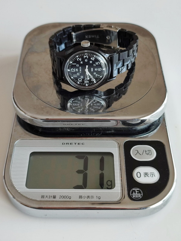 今回のTIMEXタイルコレクションはたったの31g