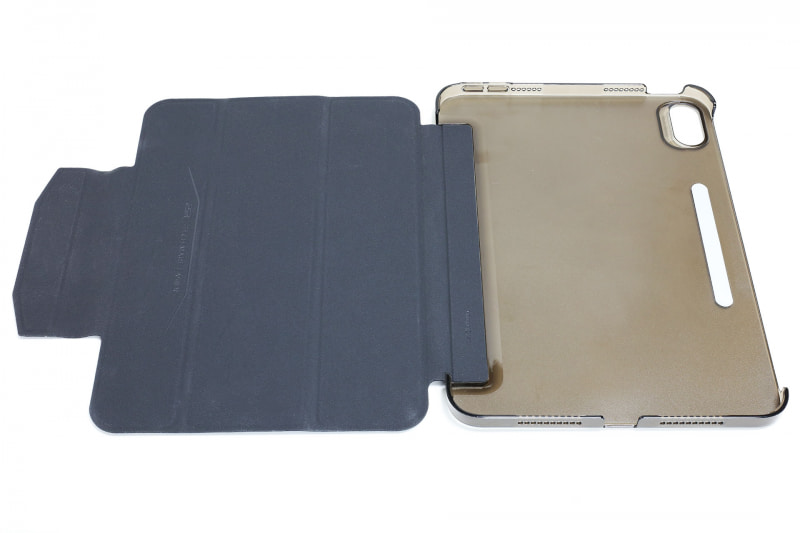 AppleのSmart Folioのように、iPad mini 6の表も裏も保護できる画面カバー付きのケースだが、カバー部分以外はポリカーボネート製