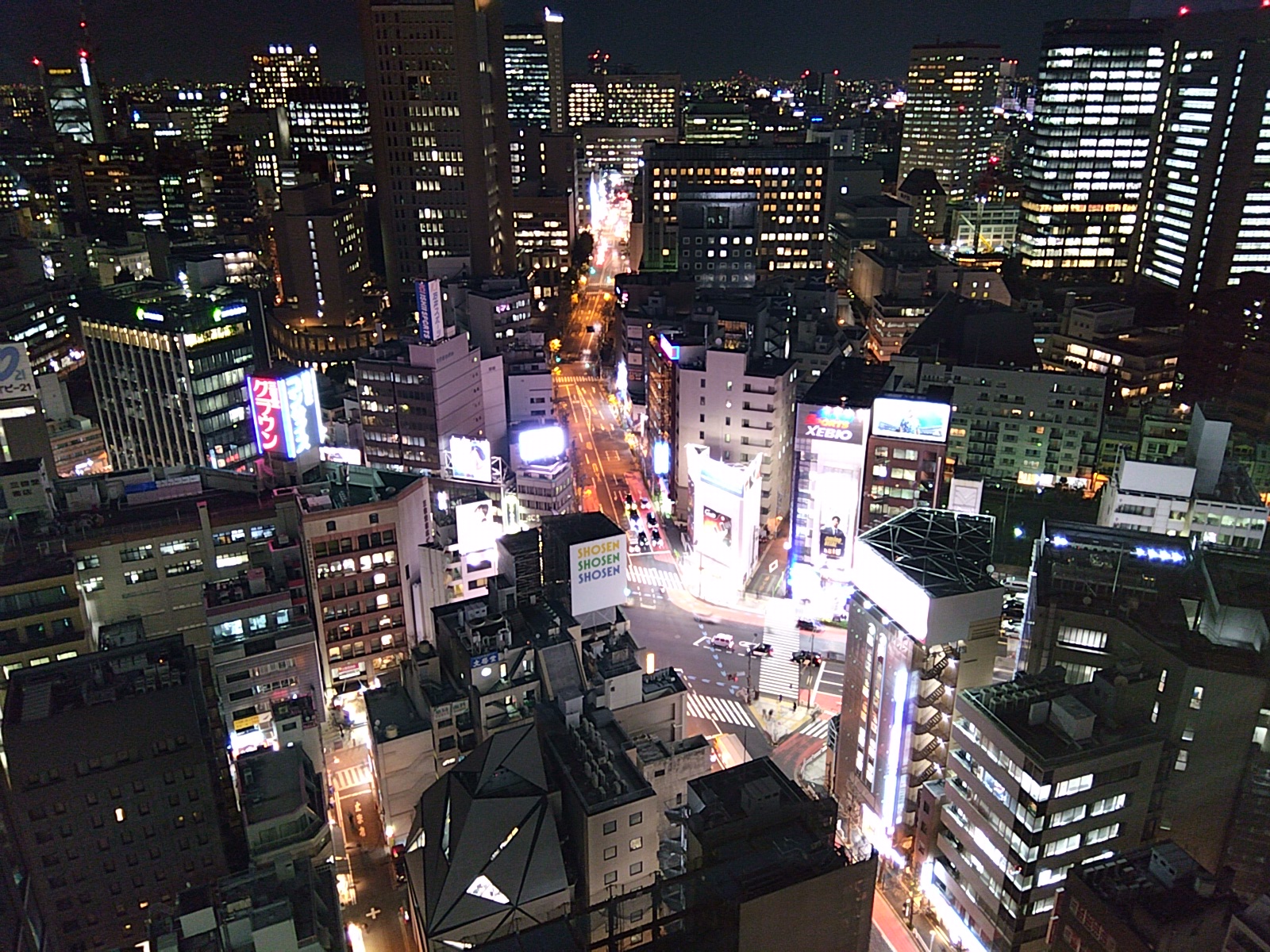 「夜景」モード、最低倍率で撮影