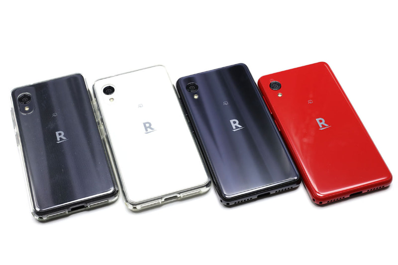 購入した4台のRakuten Mini。黒（他人のSuica入り）→黒→白→赤の順で購入し、現在は赤を使用中