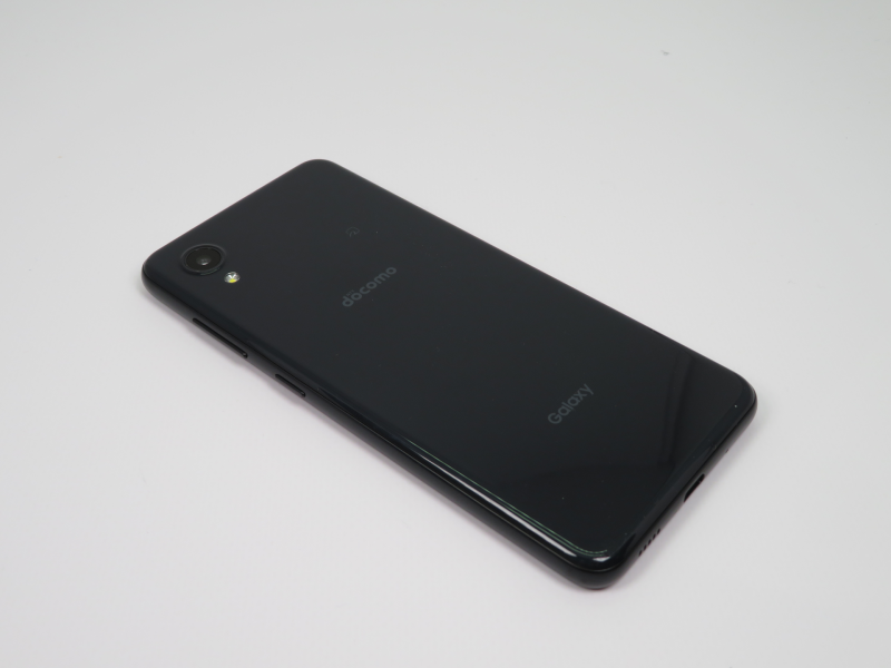 背面、アウトカメラ