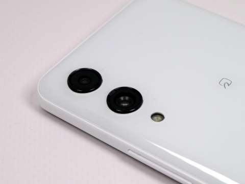 楽天ハンド5g　ホワイト Rakuten Hand 5G」クイックフォトレビュー] - ケータイ Watch