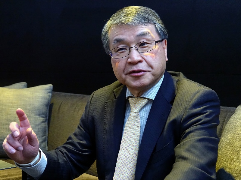 NTTの尾上誠蔵氏が、局長候補としての意気込みやモバイルの今を語った