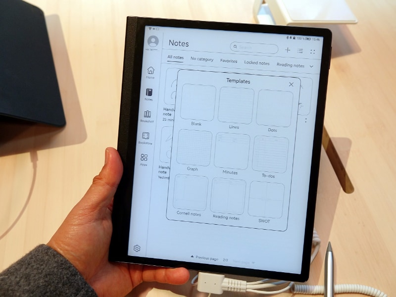 手書きはNotesアプリで行う。テンプレートも選択できる