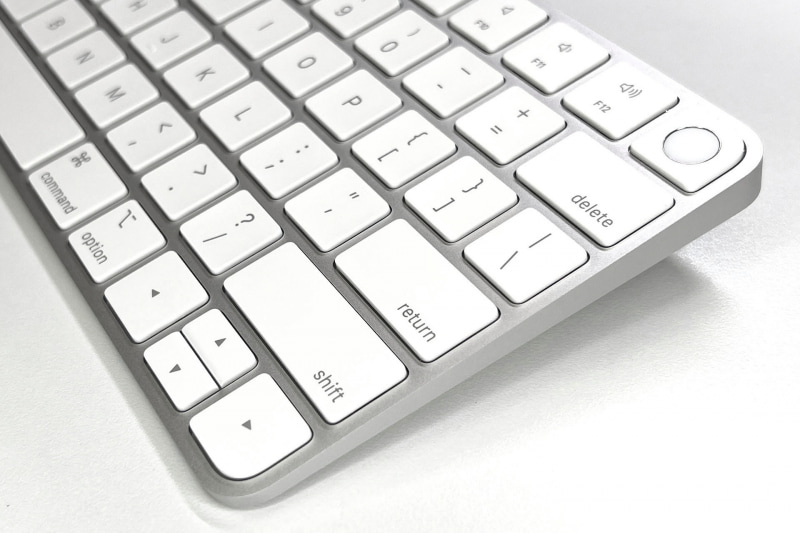 貼った後。10mmアップしただけで、ずいぶん高くなったような印象