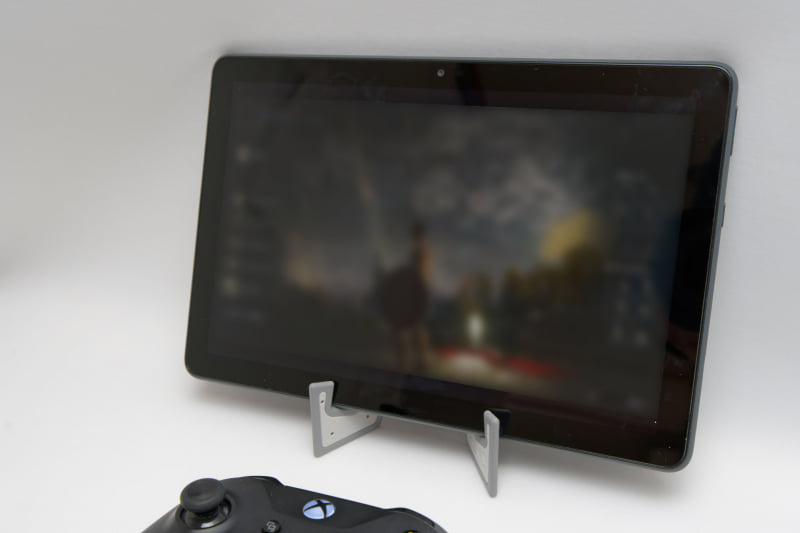 エルデンリング側の設定で16：9の解像度（1920×1080ドットなど）を選ぶことで、ほぼ全画面表示できるようになった（諸事情により画面はぼかしています）