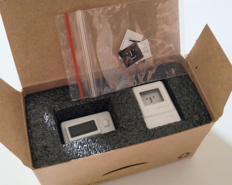 本物のコンピュータの様な梱包イメージが楽しい