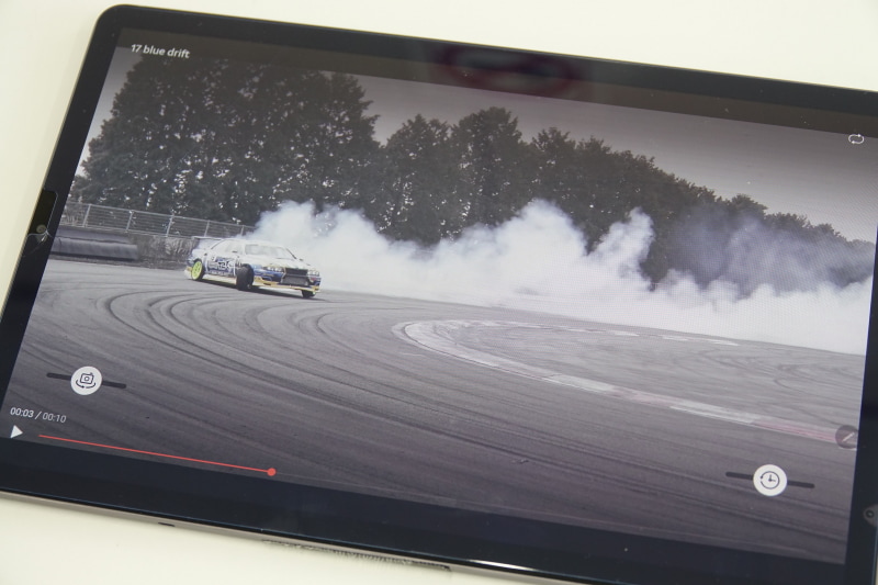 「インタラクティブ」という機能で好みのアングルにしてじっくり観察する、ということも