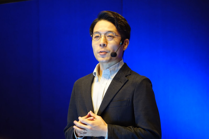 事業戦略本部長芝原 航氏