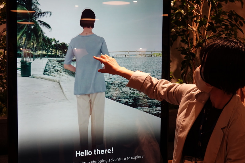 自由自在に回転可能