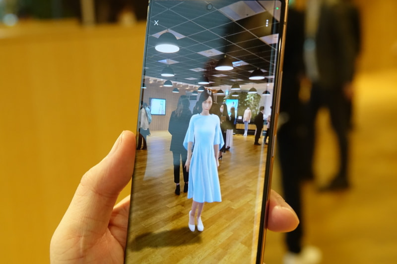 ARで取材会場に登場するcoh