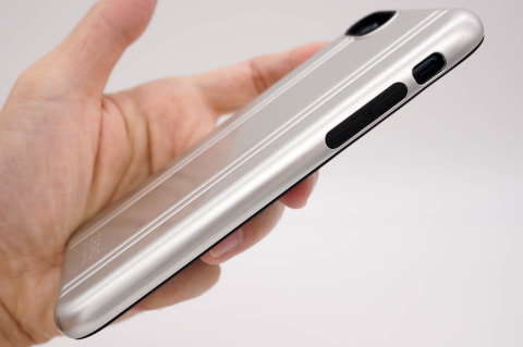 iPhone SE（第3世代)」向けにUNiCASEのゼロハリバートンのケースが登場