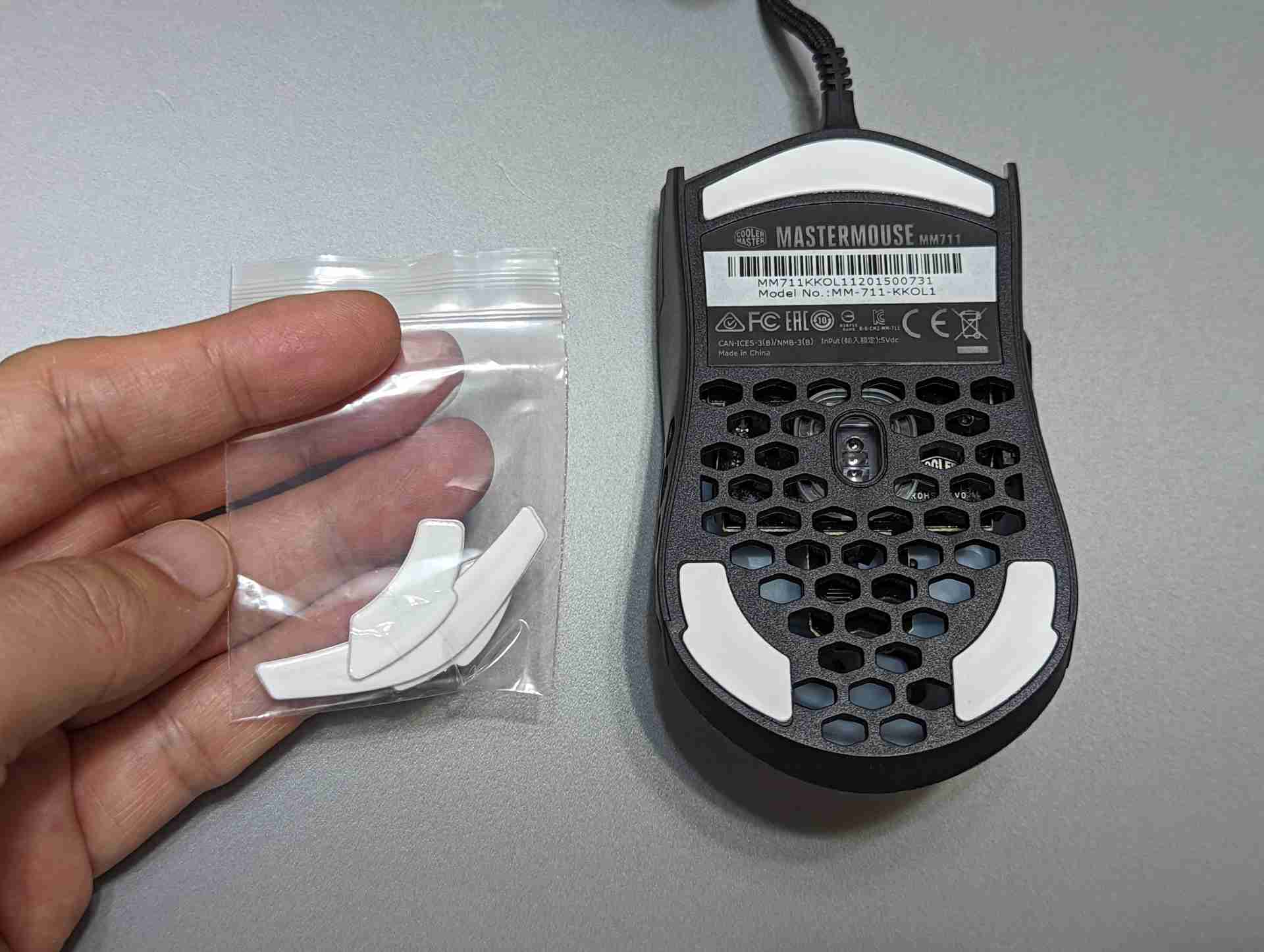 予備のソールも付属する