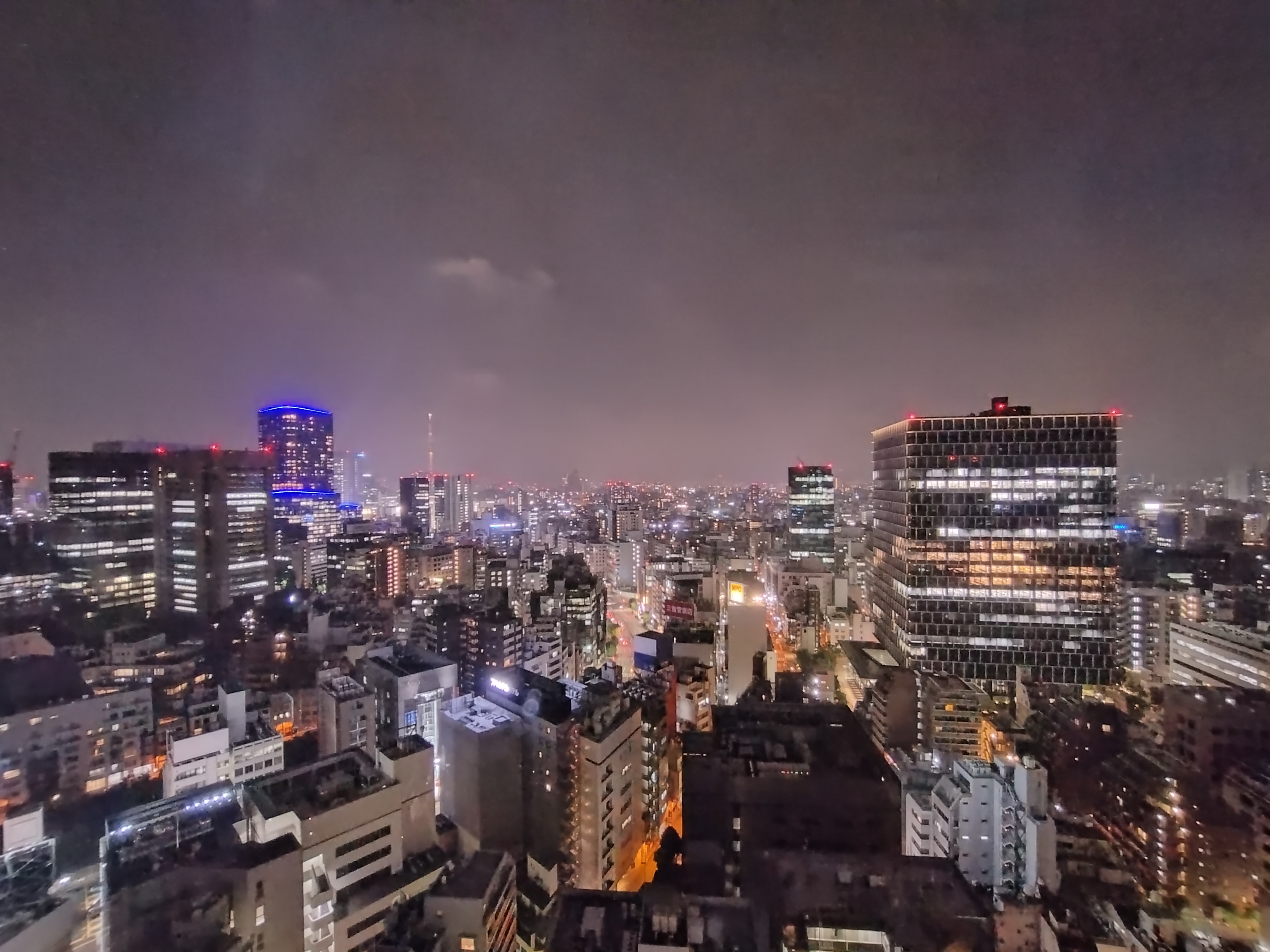 16mm超広角カメラで撮影