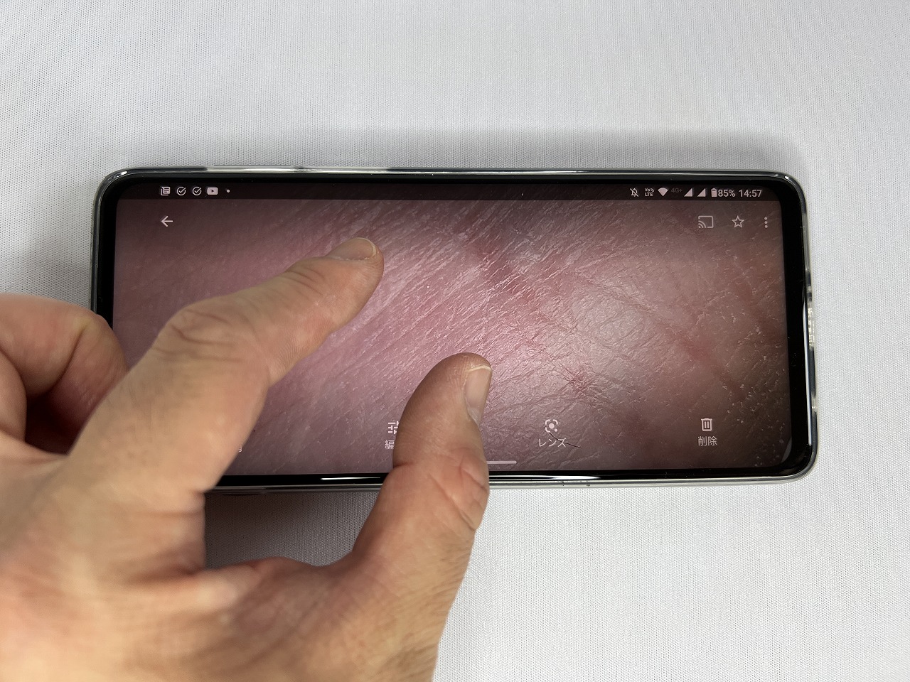ルーペではなくカメラなので、撮影してから細かな部分を確認するといった使い方もできる
