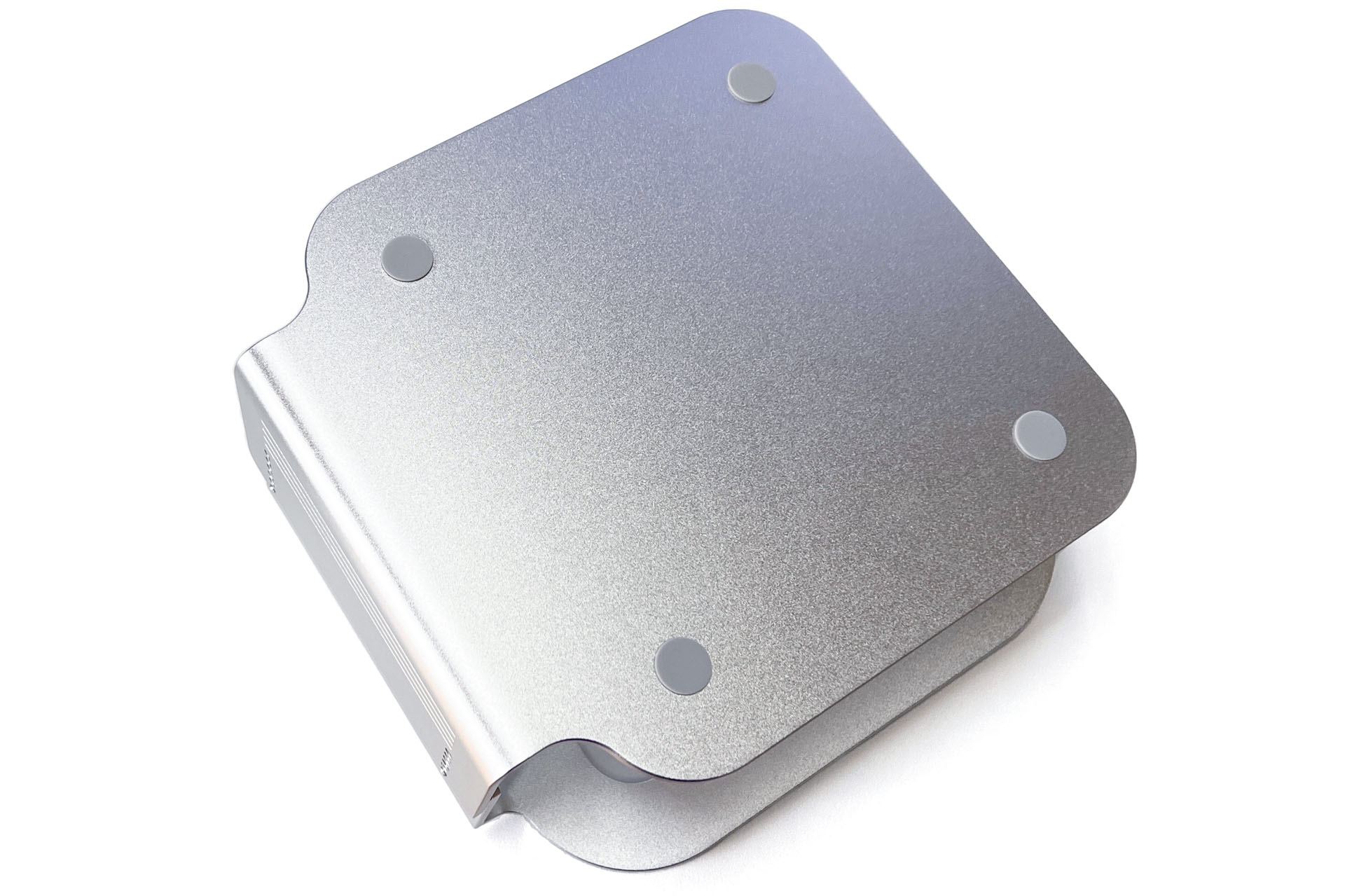 底面には滑り止めが貼られている