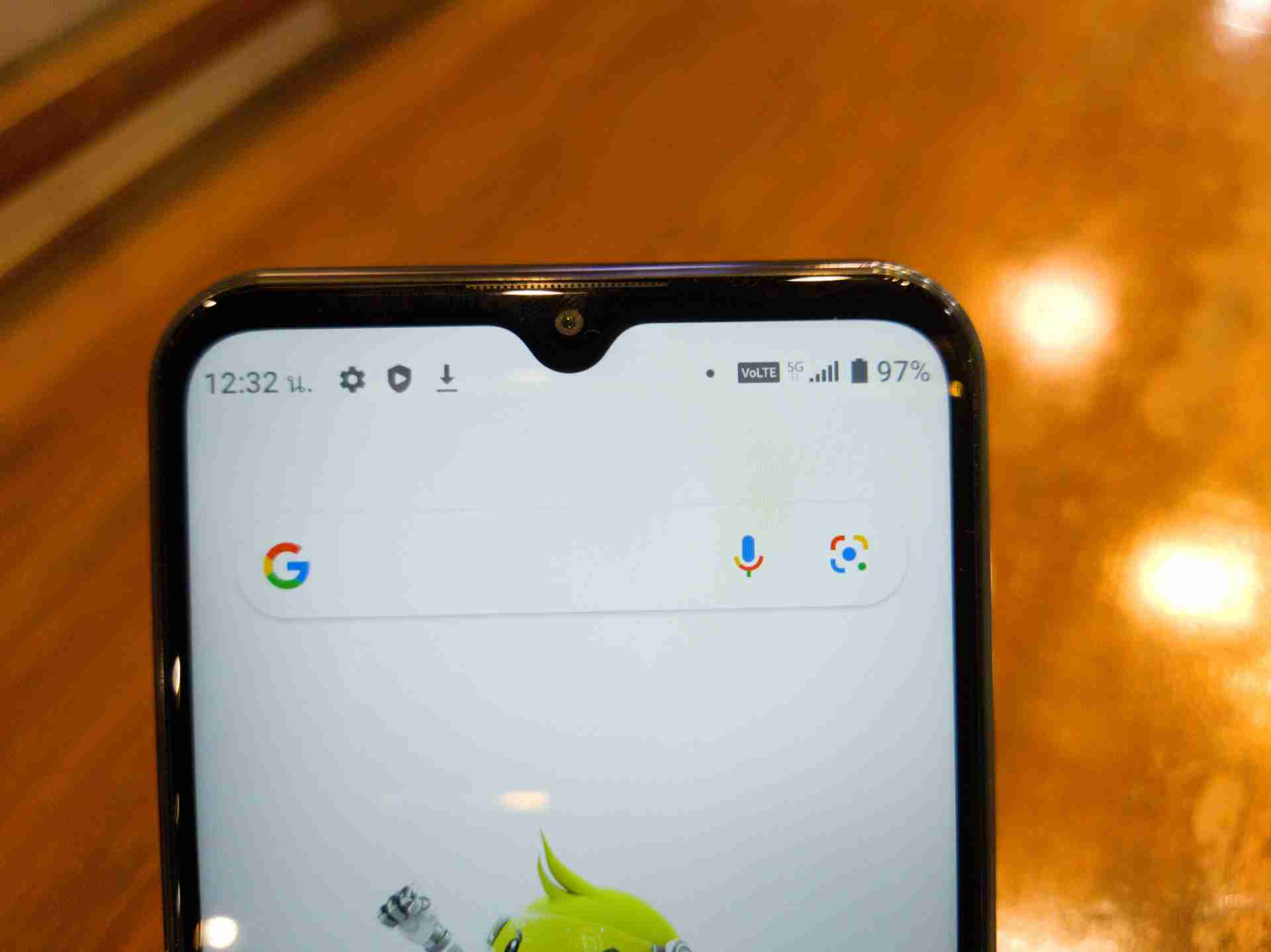 R1 5G SAのアンテナピクトも問題なく5Gに
