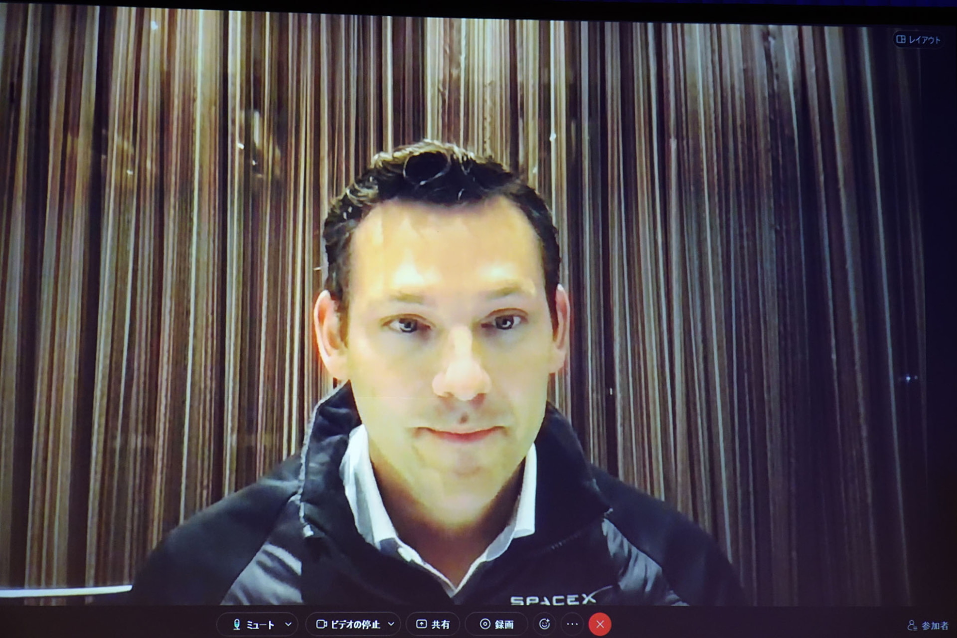 スペースX　スターリンク商業販売担当部長のジョナサン・ホフェラー氏