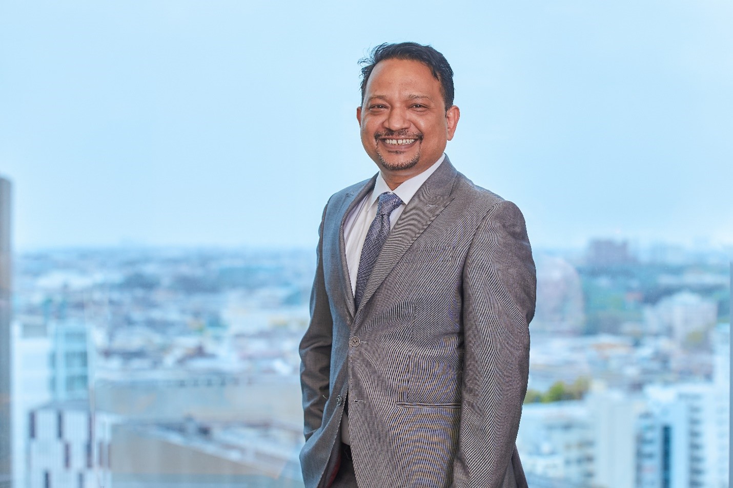 シャラッド・スリオアストーア氏