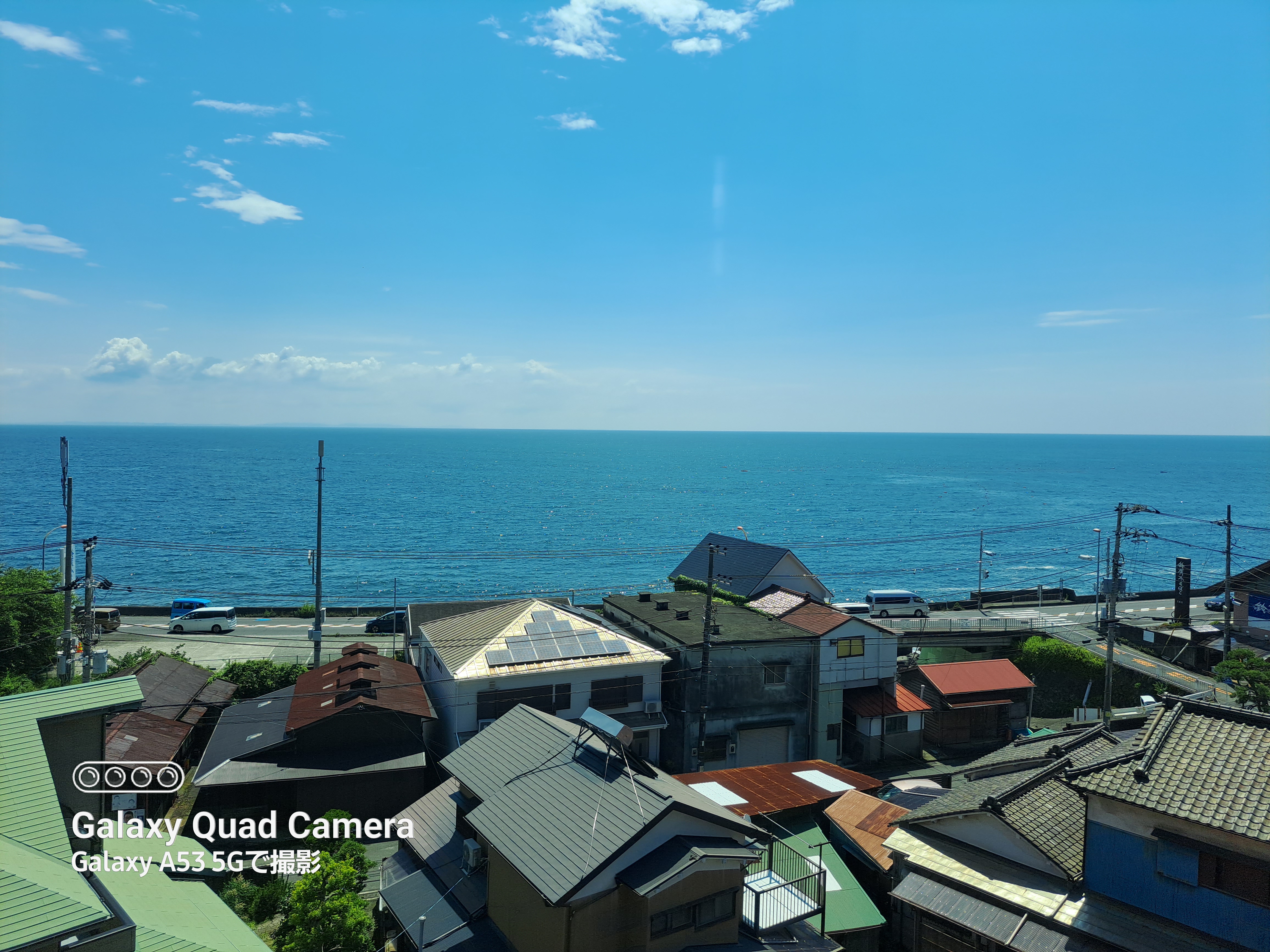 列車からの窓越しに撮影した写真だが、じゅうぶんキレイに撮れている