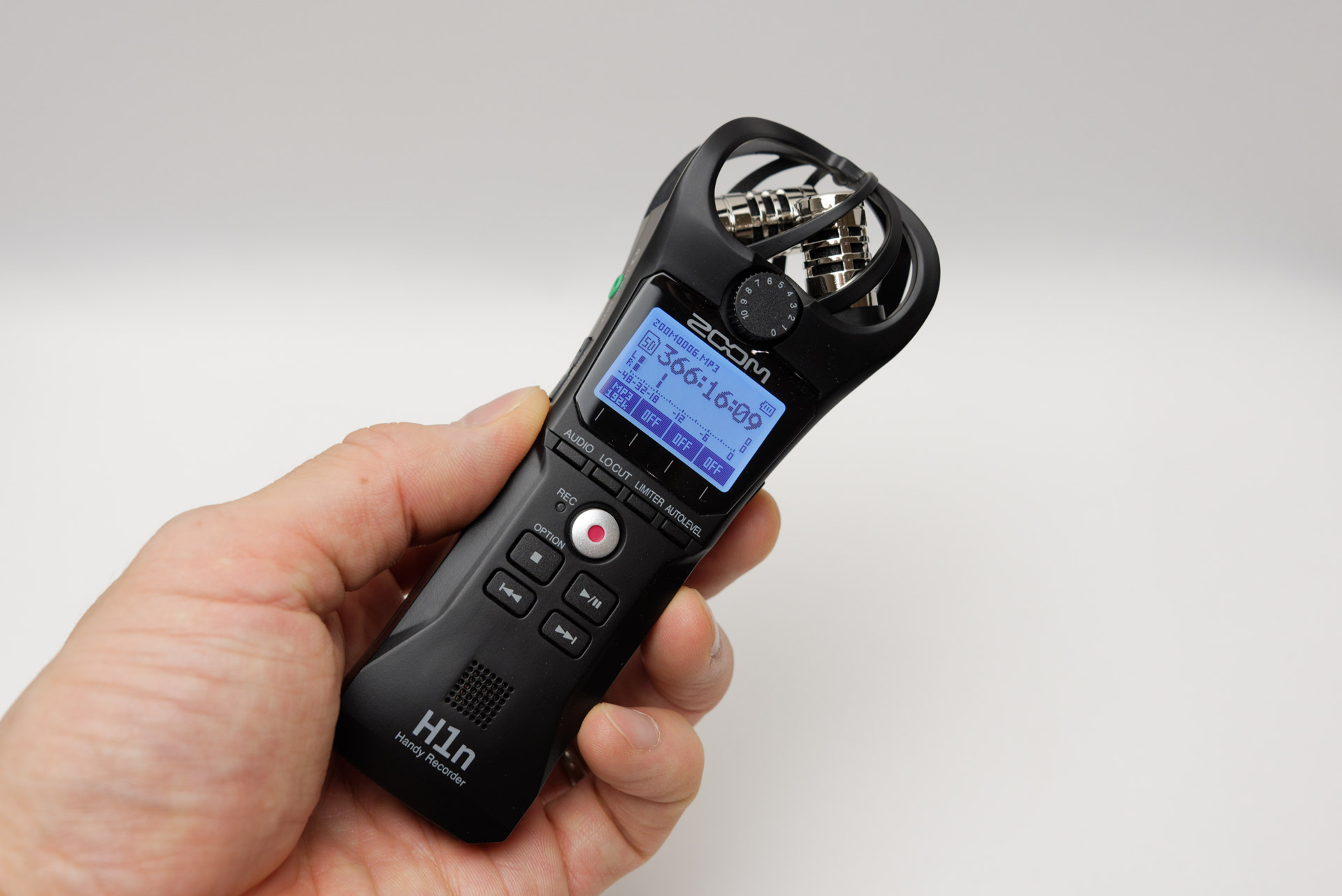 けっこうコンパクトなZOOM「H1n」