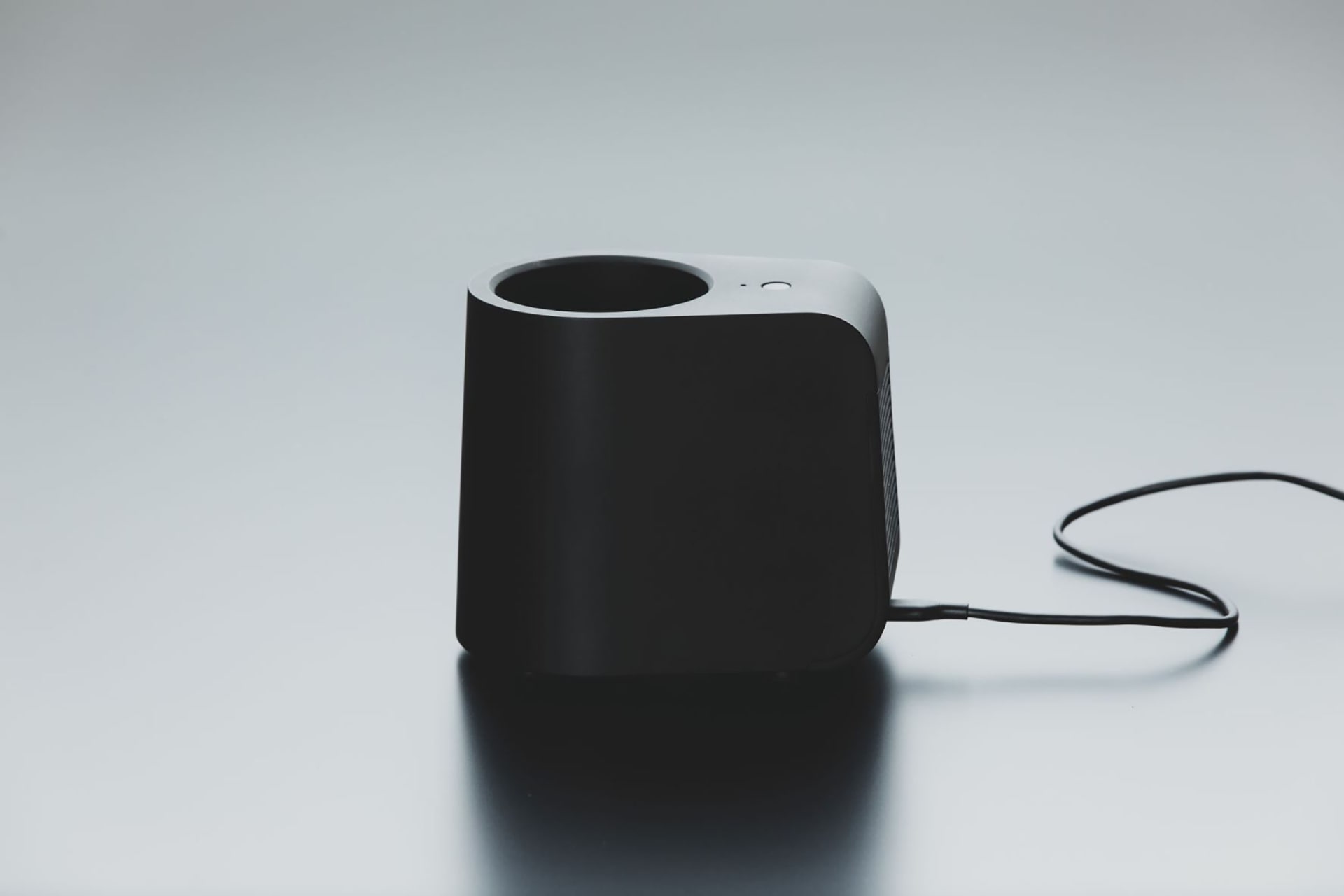 アイボリーブラック