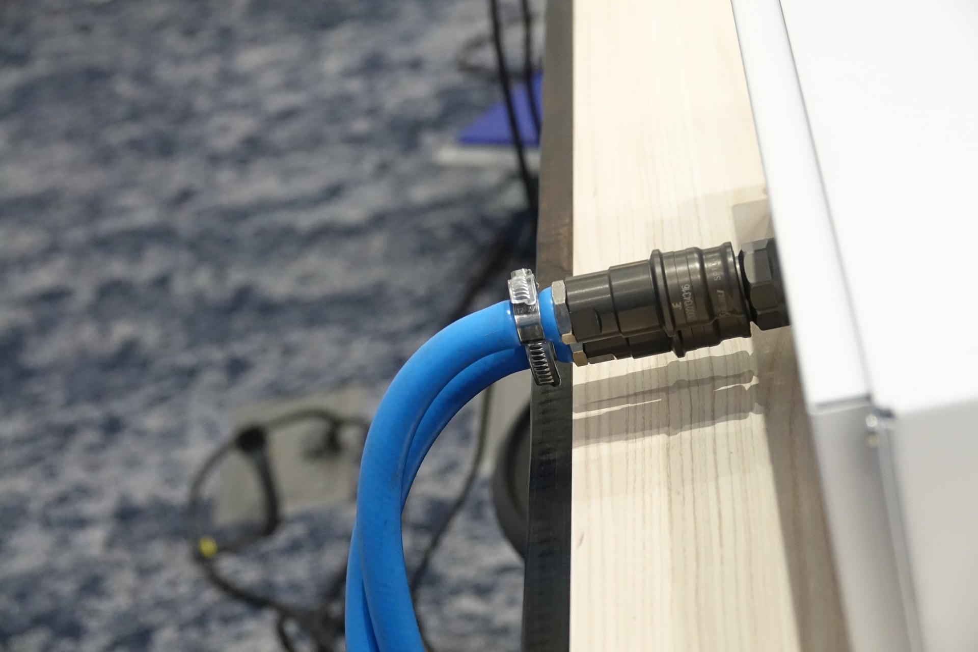 冷却水を流すホース