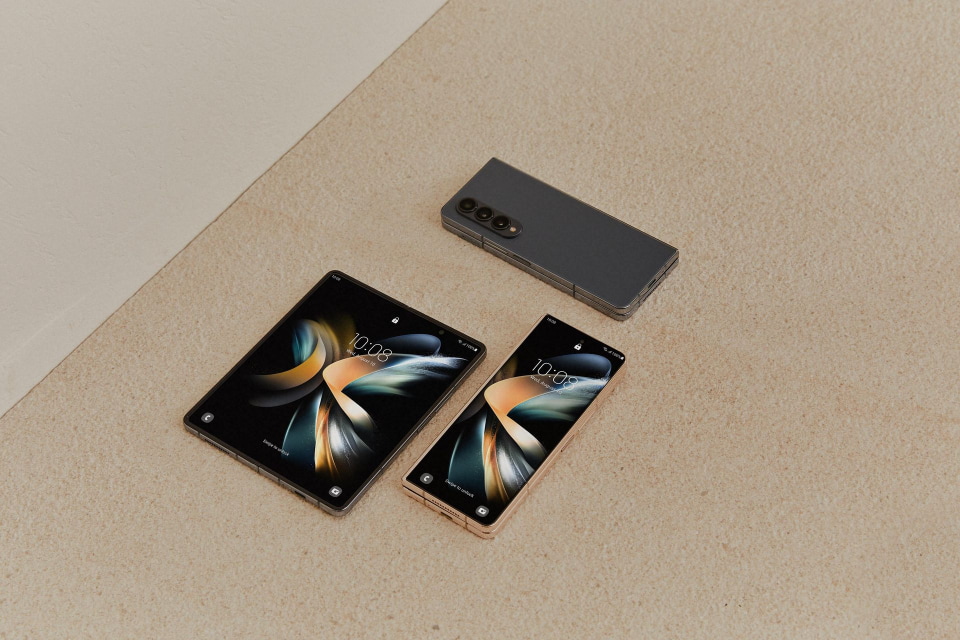 サムスンから「Galaxy Z Fold4」、より薄くAndroid 12Lで大画面の体験