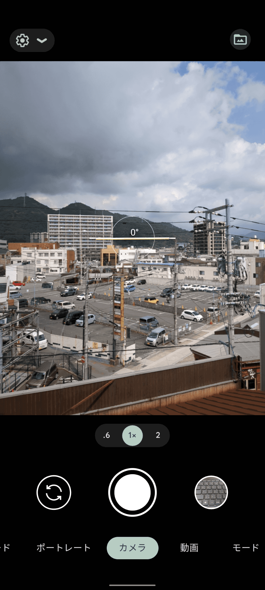 カメラアプリのインターフェース