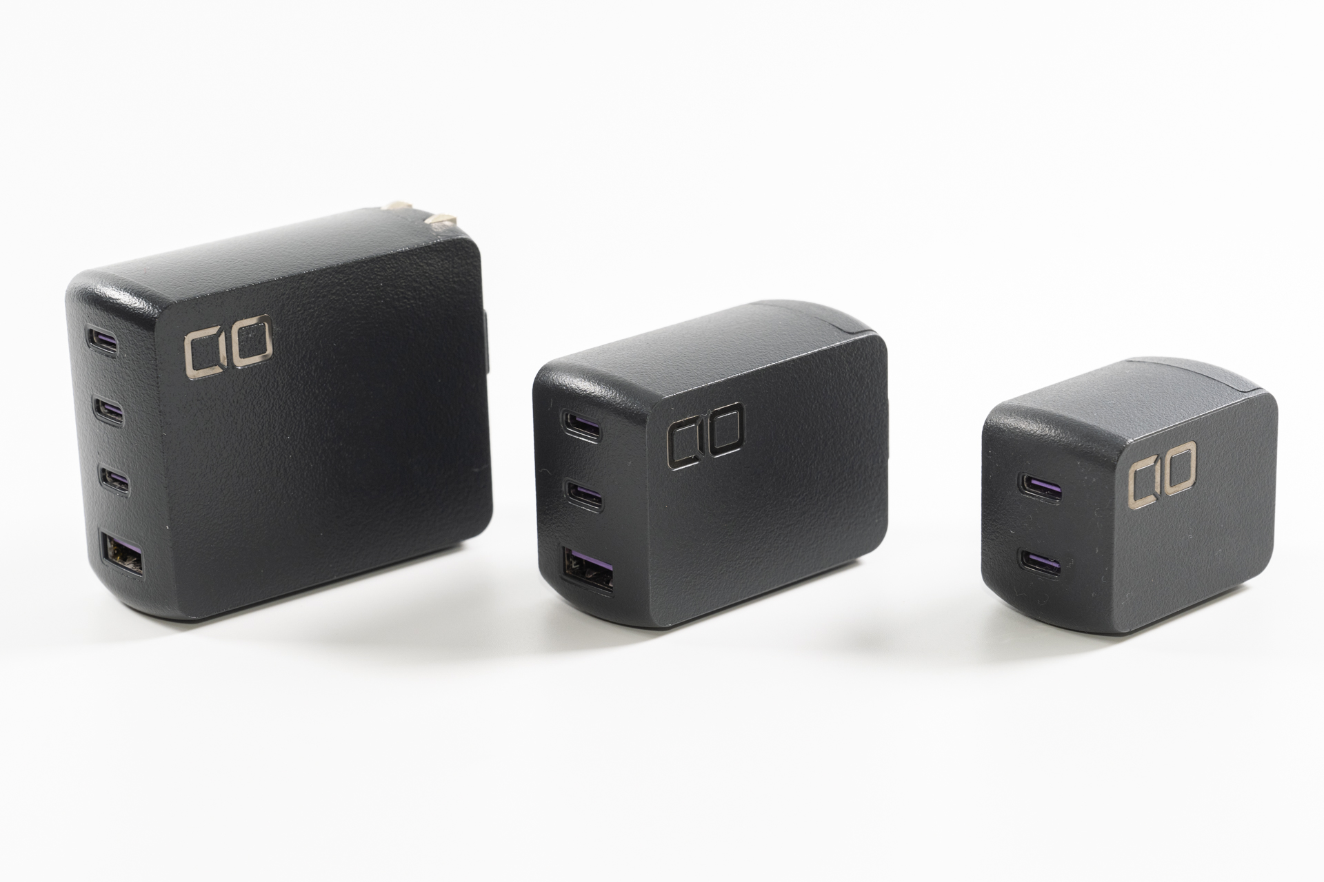 左からQUAD 100W、TRIO 65W、DUO 40W