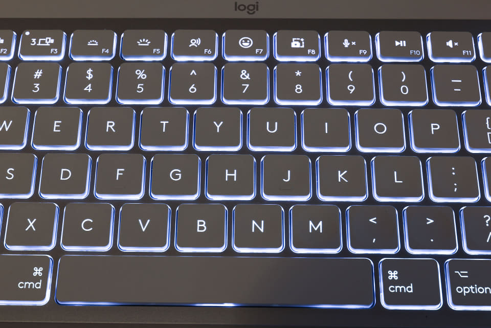 ロジクールの小型キーボード「MX KEYS MINI for Mac」を使う